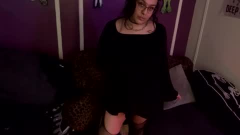 Snapshot of rattlesnakebitch chatting on November 11, 10:54 pm Rattlesnake Bitch 666 online show from November 11, 10:54 pm