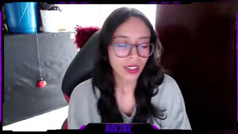   online show from July 28, 7:39 pm