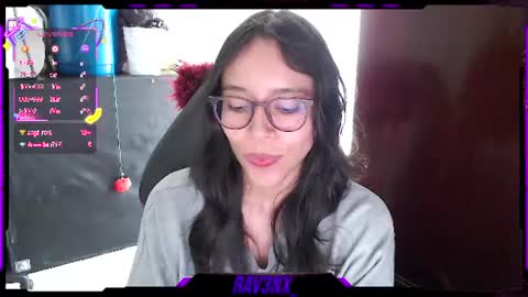   online show from July 28, 8:52 pm