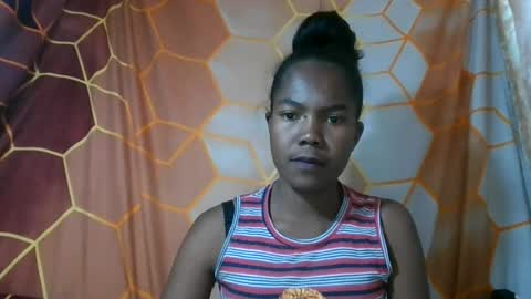ravavisoaolivia online show from July 4, 9:15 am
