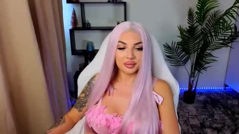 raven_inkk online show from January 17, 10:42 am