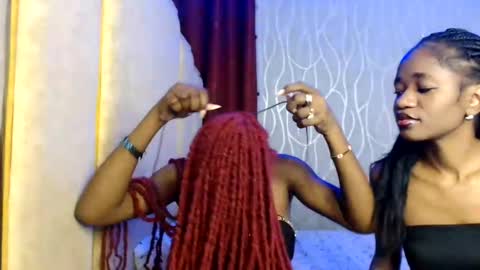Snapshot of raven_luxe chatting on June 3, 7:41 pm Raven online show from June 3, 7:41 pm