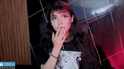 raven_rox_ online show from November 29, 1:52 am