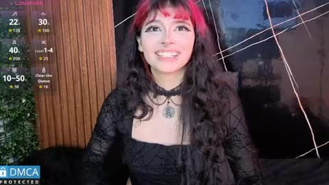 raven_rox_ online show from April 21, 1:42 am