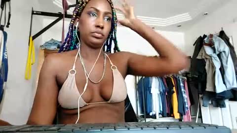 ravenbby online show from June 29, 10:48 am