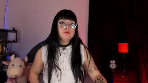 Raven  online show from February 23, 3:15 am