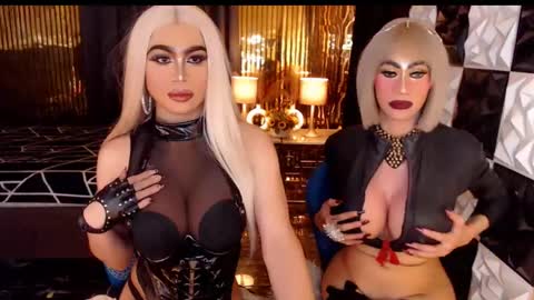 Snapshot of ravenmystiquex chatting on May 23, 2:50 am ravenmystiquex online show from May 23, 2:50 am