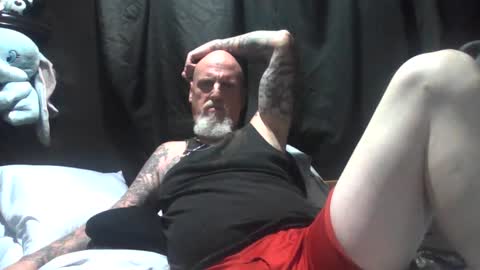 Snapshot of ravens18816981 chatting on September 28, 7:25 am ravens18816981 online show from September 28, 7:25 am