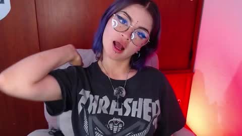 raventh_ online show from March 3, 2:01 pm