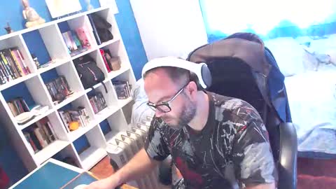 ravingr3d3 online show from February 23, 11:51 am