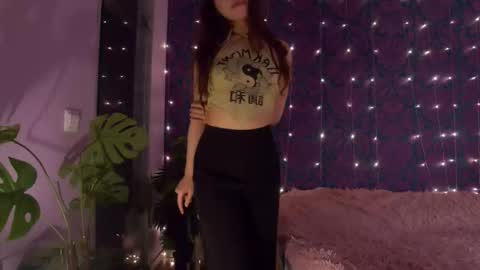 Snapshot of rawdare chatting on October 5, 10:13 am Lillian online show from October 5, 10:13 am