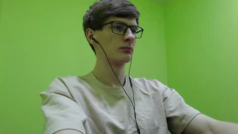 Snapshot of ray_booy chatting on June 22, 7:49 am Ray Booy online show from June 22, 7:49 am