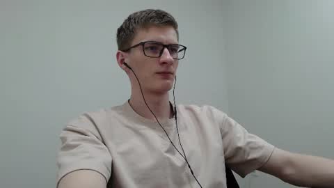 Snapshot of ray_booy chatting on July 14, 1:06 pm Ray Booy online show from July 14, 1:06 pm