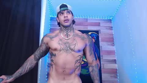 Snapshot of ray_coopers chatting on January 5, 2:06 am Ray Coopers online show from January 5, 2:06 am