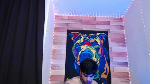 Snapshot of ray_coopers chatting on February 28, 10:50 pm Ray Coopers online show from February 28, 10:50 pm