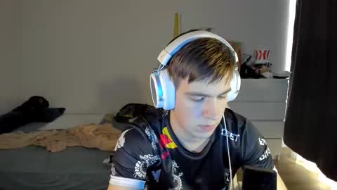 Snapshot of ray_hill chatting on September 17, 9:55 am Ray online show from September 17, 9:55 am