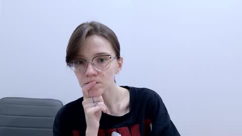 Ray-Ray online show from March 6, 4:53 am