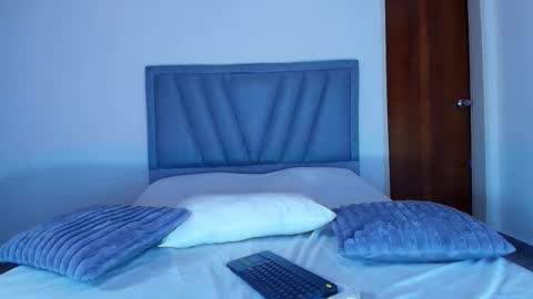 Ray online show from February 22, 12:45 am