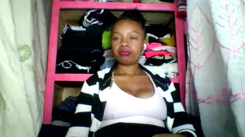 rayana_69 online show from May 16, 12:51 am