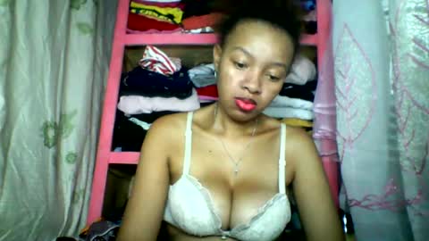 rayana_69 online show from June 15, 8:49 am