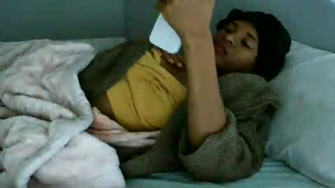 Snapshot of rayannae chatting on July 8, 6:45 pm rayannae online show from July 8, 6:45 pm