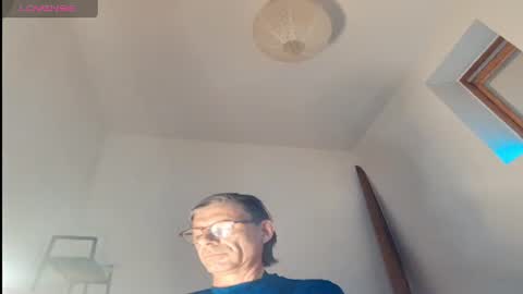 Snapshot of rayferfish1948 chatting on June 21, 3:58 pm DianaQueenLover online show from June 21, 3:58 pm
