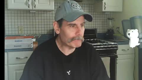 Snapshot of raylene4u2 chatting on May 23, 6:01 pm Ray online show from May 23, 6:01 pm
