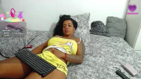 raysajoness online show from October 25, 12:51 am