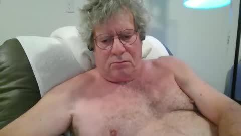 mickey95003 online show from October 25, 4:31 am