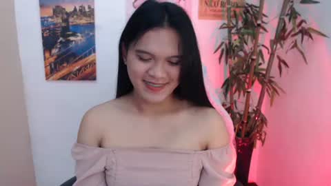 Snapshot of ready2care4youbabe chatting on November 25, 9:04 pm Beth online show from November 25, 9:04 pm