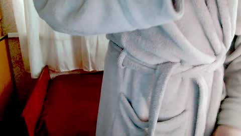 Snapshot of ready2serve_obey chatting on January 14, 10:17 am Jack online show from January 14, 10:17 am