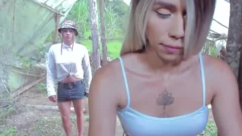 Snapshot of real__cameron chatting on November 10, 2:16 pm real__cameron online show from November 10, 2:16 pm