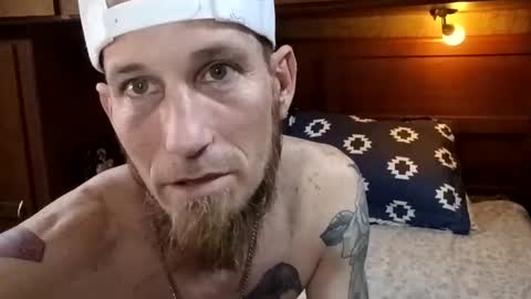 Real Hot Couple online show from April 6, 3:13 pm