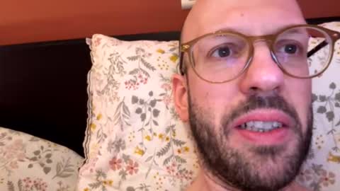 Snapshot of realhorsedick chatting on February 1, 10:36 am HugeSecret online show from February 1, 10:36 am