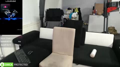 Snapshot of reallyman7 chatting on December 19, 12:28 am Ask me online show from December 19, 12:28 am