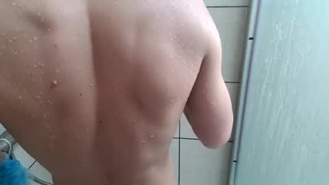 Snapshot of reallyman7 chatting on January 14, 8:42 am Ask me online show from January 14, 8:42 am