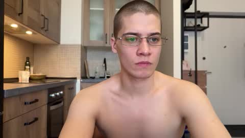 AliceEve online show from April 9, 10:53 am