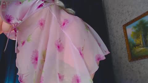 Im a little sick. Ill be back soon. online show from February 14, 8:48 pm