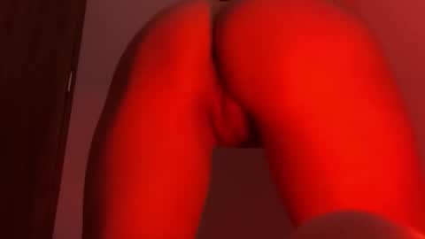 Rebbeca online show from December 3, 7:12 pm