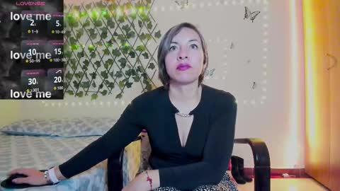 Snapshot of rebbeca09 chatting on September 9, 10:37 am Rebbeca online show from September 9, 10:37 am