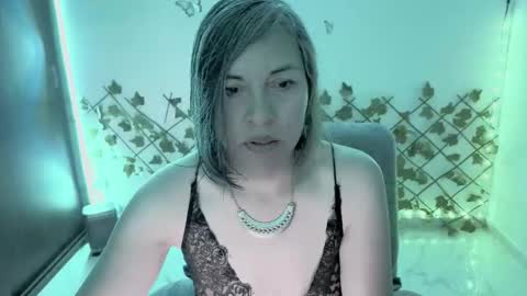 Rebbeca online show from February 15, 10:36 am