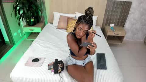 Snapshot of rebeca_cortez1 chatting on May 26, 9:22 pm I invite you to my birthday on November 3th online show from May 26, 9:22 pm