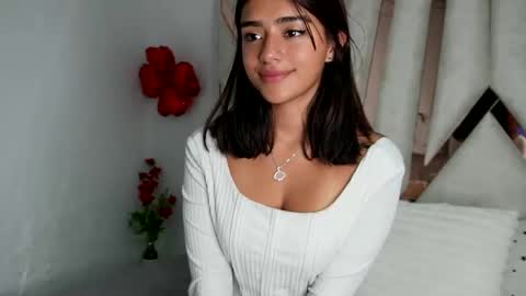 Snapshot of rebeca_cortez55 chatting on February 5, 2:40 am  Rebecca online show from February 5, 2:40 am
