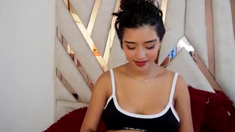 Snapshot of rebeca_cortez55 chatting on May 16, 1:21 pm Rebecca online show from May 16, 1:21 pm