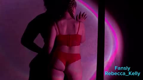 Snapshot of rebecca_____ chatting on September 24, 1:53 am rebecca_____ online show from September 24, 1:53 am