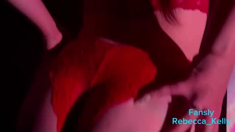 Snapshot of rebecca_____ chatting on November 1, 2:02 am rebecca_____ online show from November 1, 2:02 am