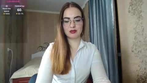 Rebecca online show from February 24, 3:54 pm