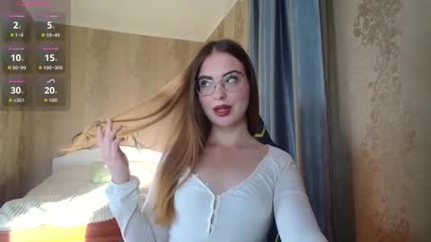 Rebecca online show from May 28, 4:04 pm