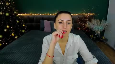Snapshot of rebecca_diamonds chatting on January 9, 6:17 am rebecca_diamonds online show from January 9, 6:17 am