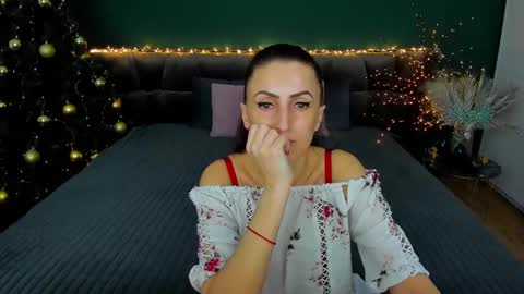 Snapshot of rebecca_diamonds chatting on January 22, 9:57 am rebecca_diamonds online show from January 22, 9:57 am